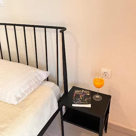 Three Cats Lejlighed